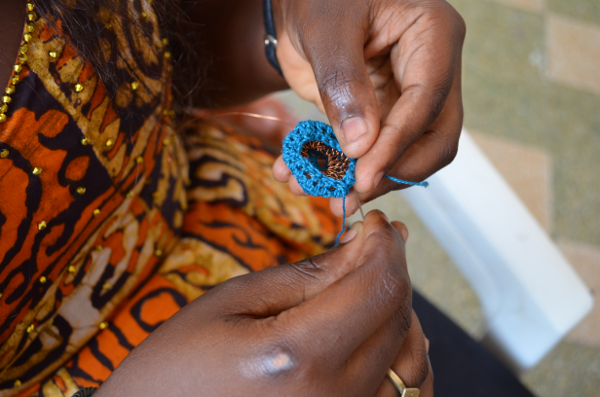 Speaker with crochet technique